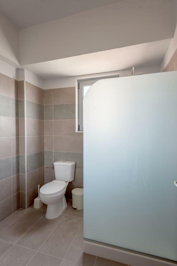 Paulsia Apartments Psinthos Bagian luar foto