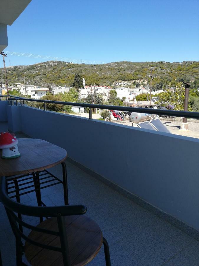 Paulsia Apartments Psinthos Bagian luar foto