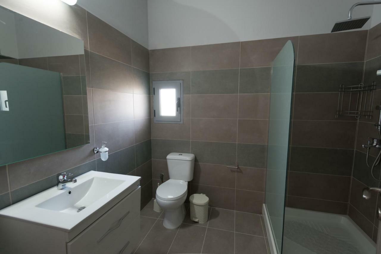 Paulsia Apartments Psinthos Bagian luar foto
